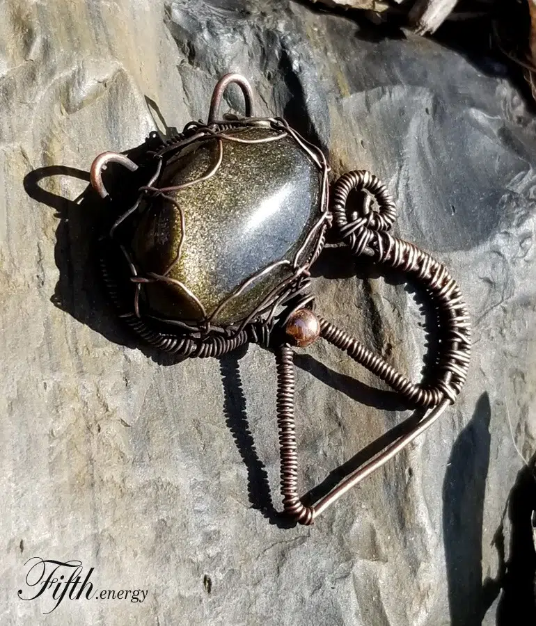 Fifth Energy Jewelry Golden Obsidian Feline Pendant Unique Gifts