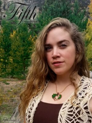 Hailey Modeling Chrome Diospide Heart Tree of Life Pendant Fifth Energy Jewelry