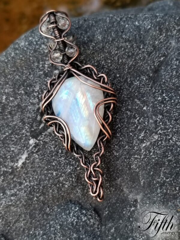 Twisted heart moonstone necklace