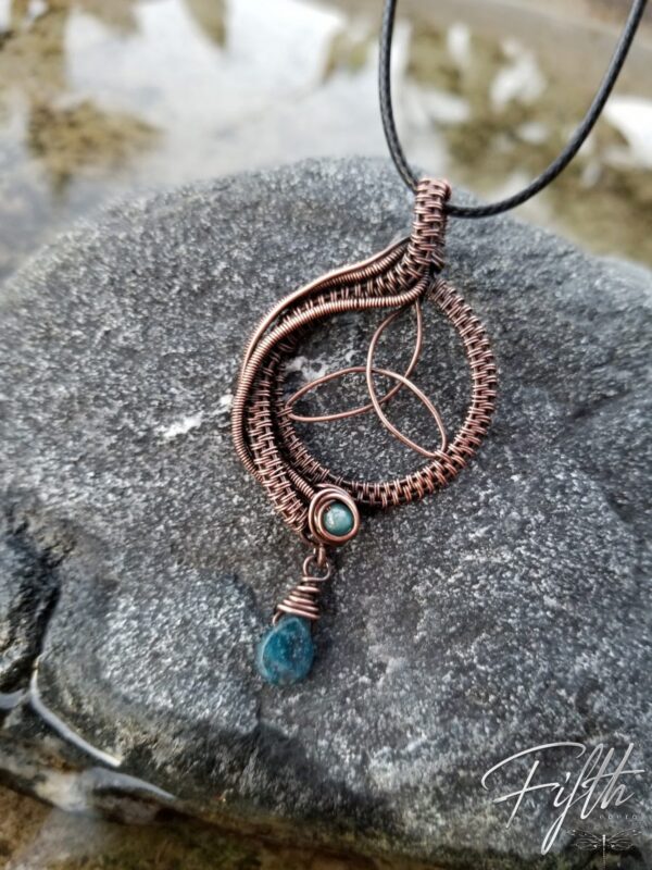 Copper Trinity Knot with Apatite Copper Necklace Fifth Energy Jewelry