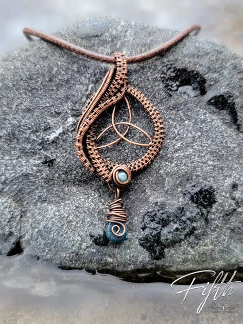 Trinty Knot Apatite Copper Necklace Fifth Energy Jewelry