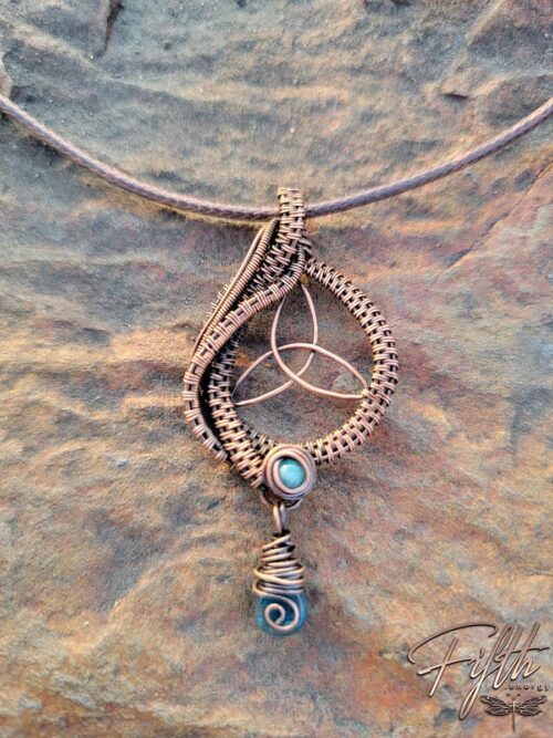 Trinty knot apatite copper necklace fifth energy jewelry