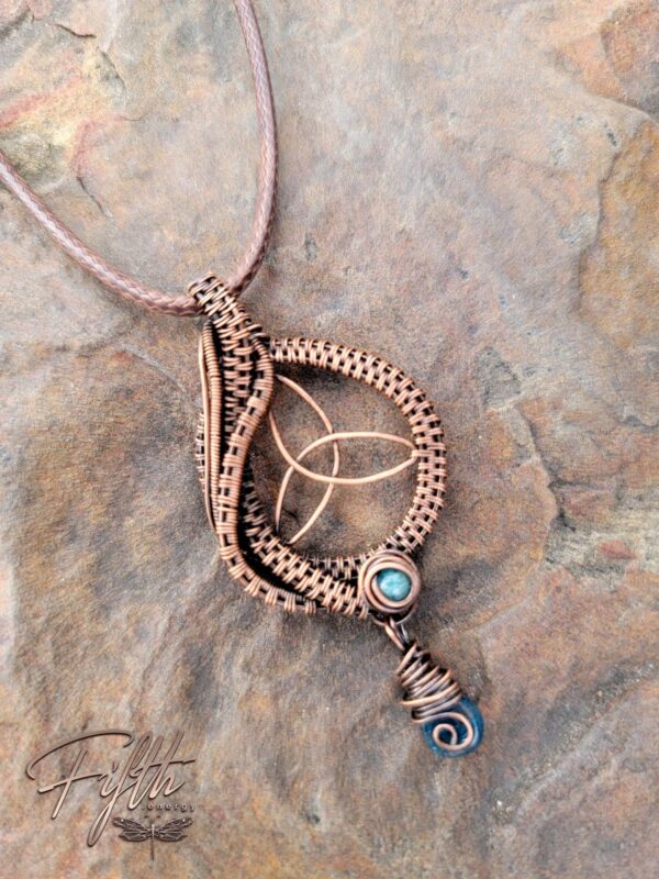 Trinty knot apatite copper necklace fifth energy jewelry