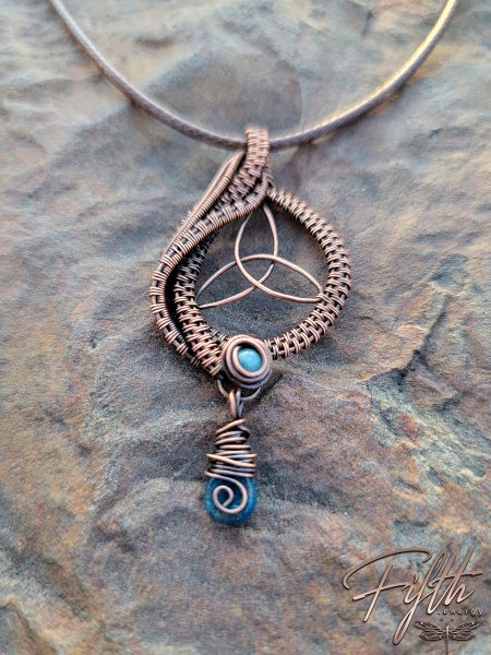 Trinty Knot Apatite Copper Necklace Fifth Energy Jewelry