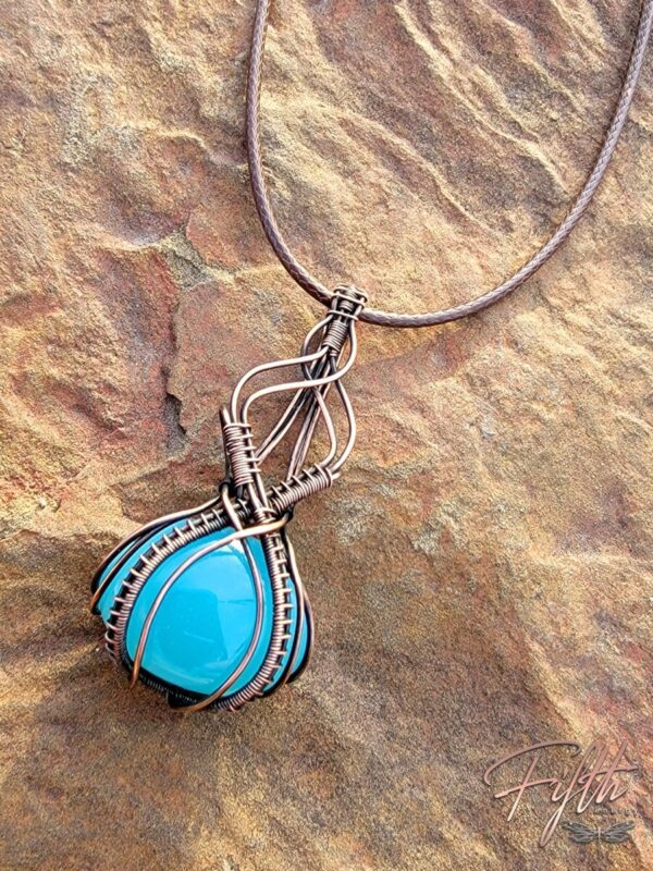 Fifth energy jewelry blue chalcedony copper necklace
