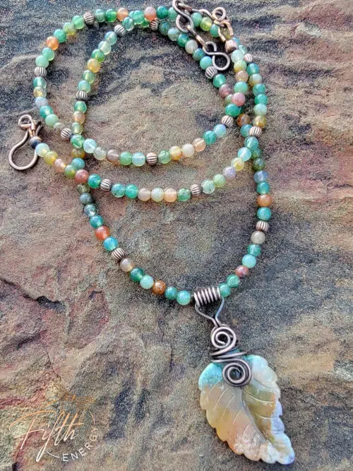 Carved Indian Agate Necklace Leaf Beaded Fifth Energy Jewelry Brown Green Earth Tones